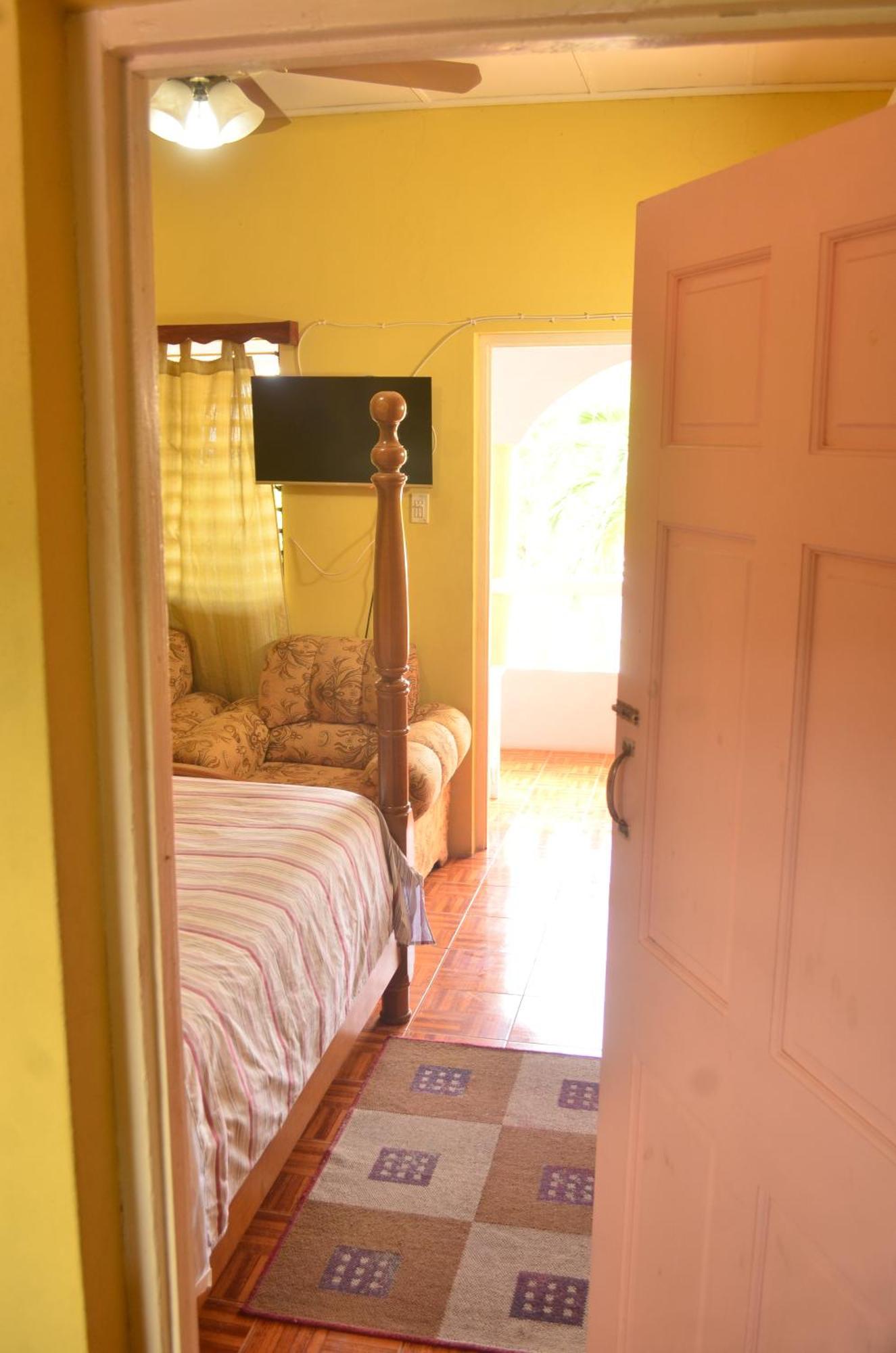 Little Shaw Park Guest House Ocho Rios Kültér fotó