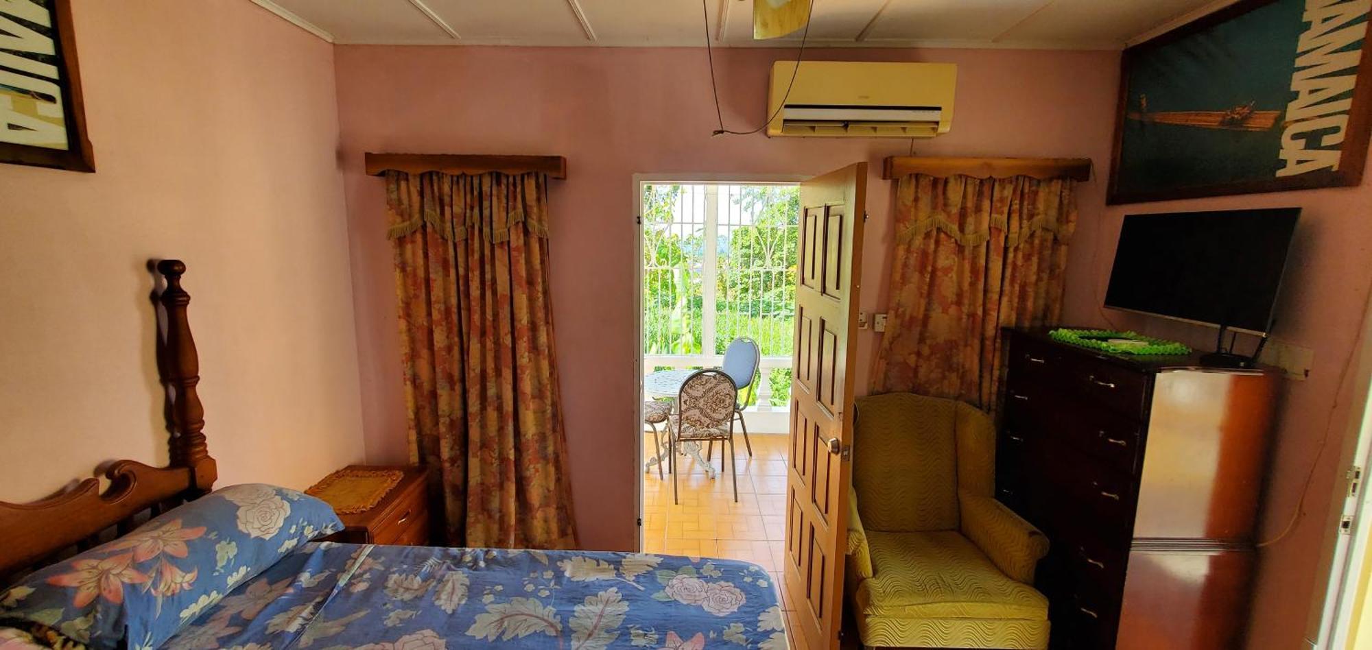 Little Shaw Park Guest House Ocho Rios Kültér fotó