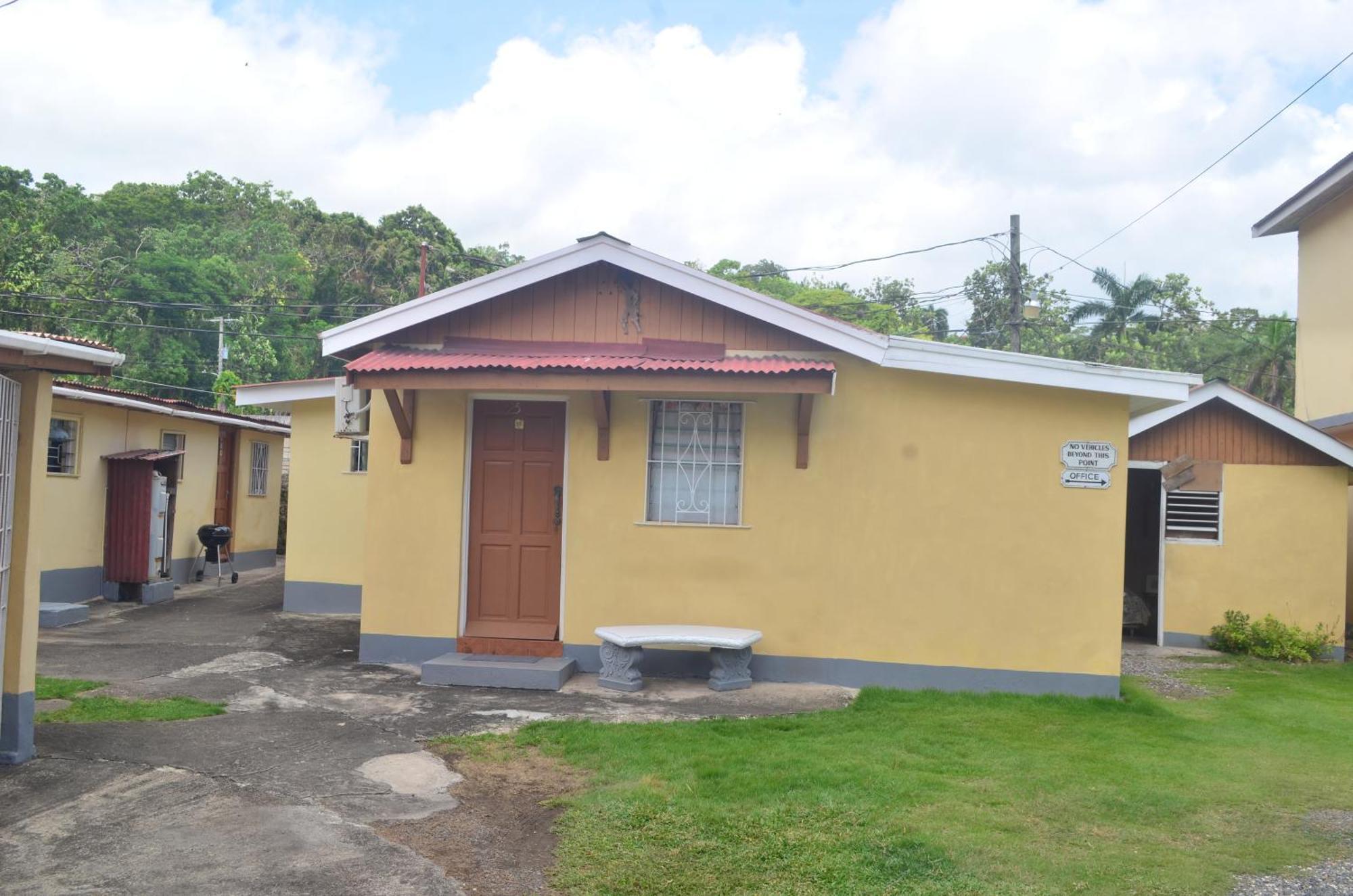 Little Shaw Park Guest House Ocho Rios Kültér fotó