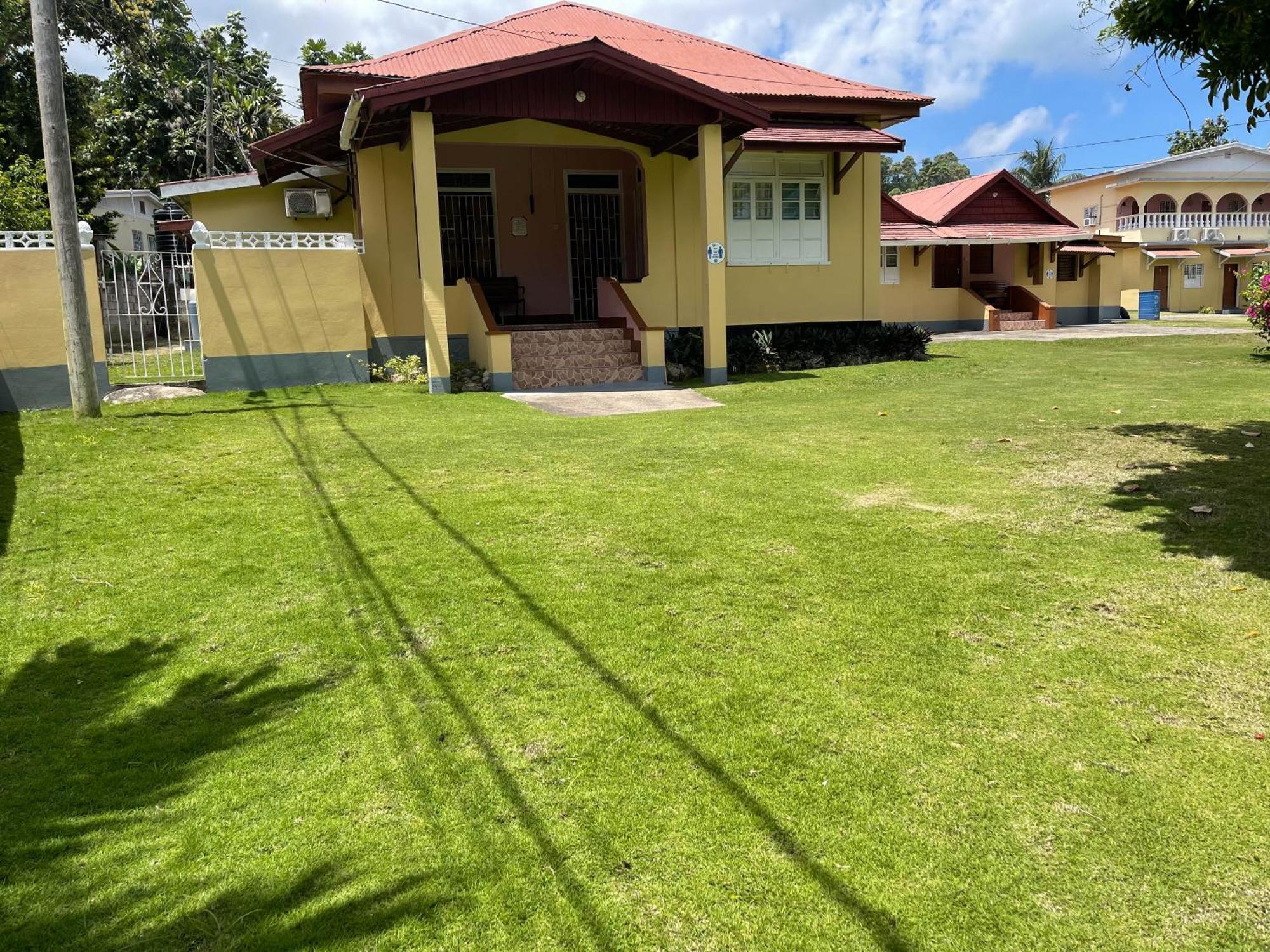Little Shaw Park Guest House Ocho Rios Kültér fotó