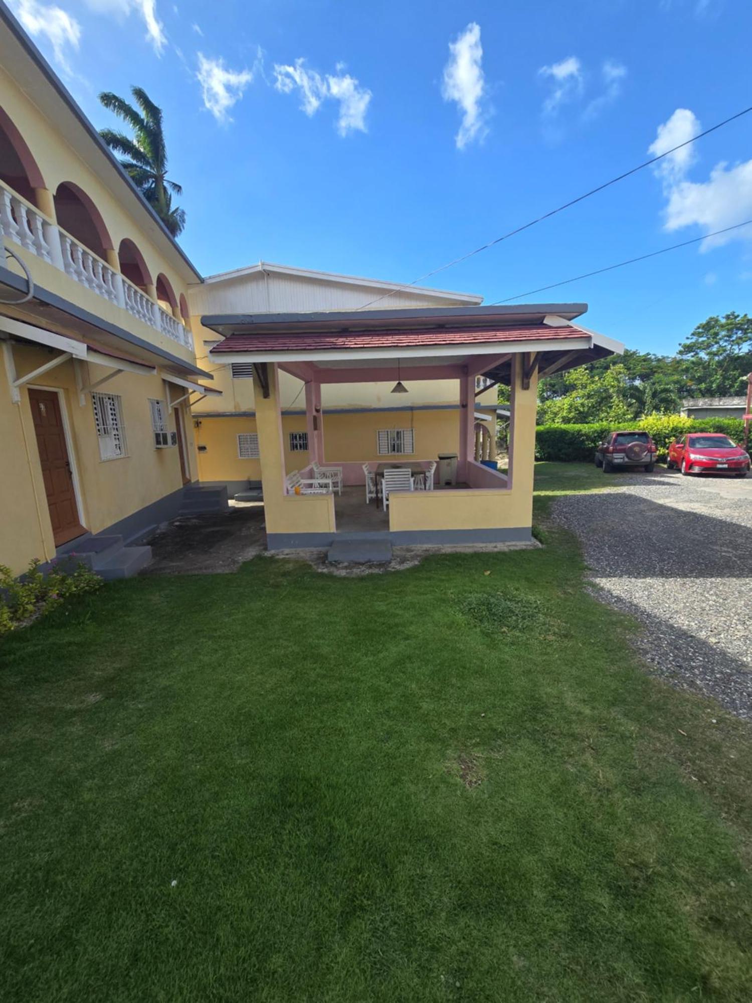 Little Shaw Park Guest House Ocho Rios Kültér fotó